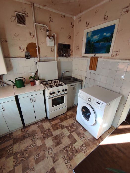 Здається 1-кімнатна квартира