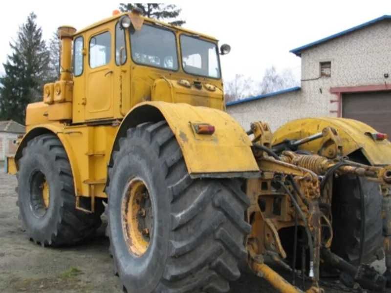 Тактор колісний К-701