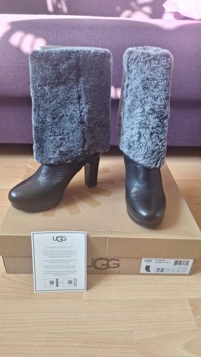 Зимові шкіряні на овчінці високі черевики UGG Savoie р.37,5-38