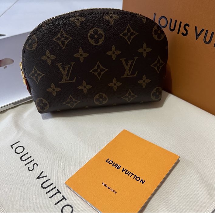 Косметичка Louis Vuitton Cosmetic Pouch PM Monogram Луи Виттон премиум