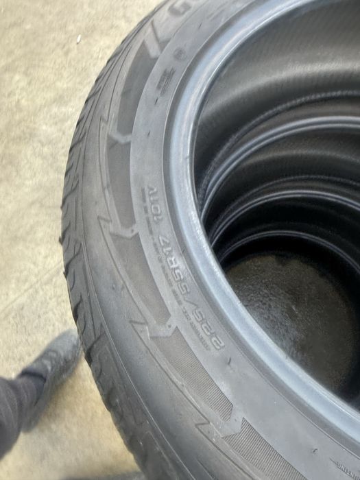 225/55/17 Good Year Ultra Grip