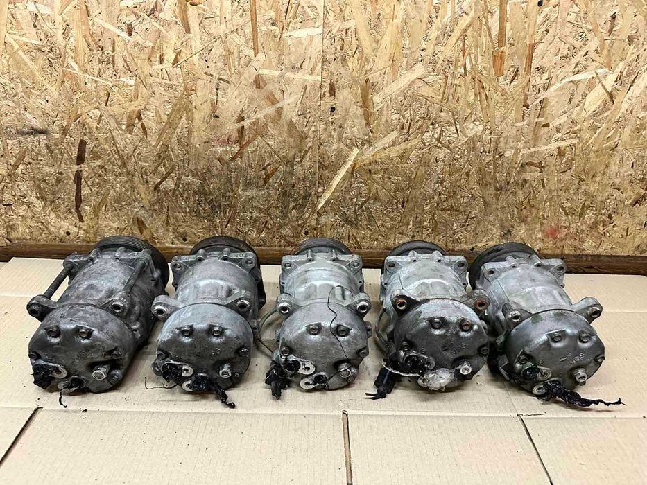 Компрессор кондиционера Гольф 4 Бора Поло Ауди Шкода октавия тур