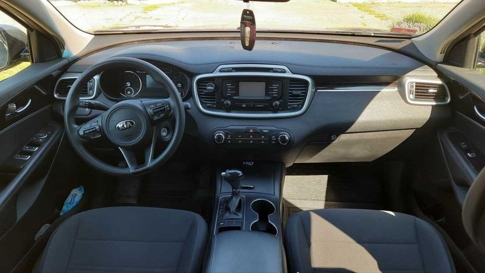 Продам KIA Sorento III