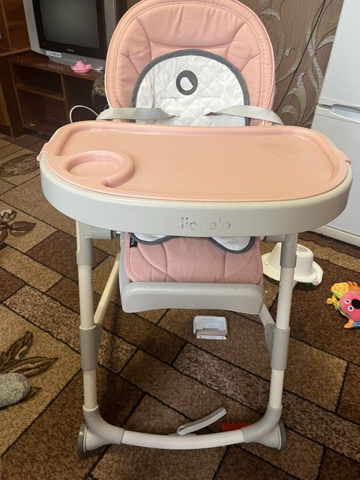 Стільчик для годування Lionelo Cora Bubble gum