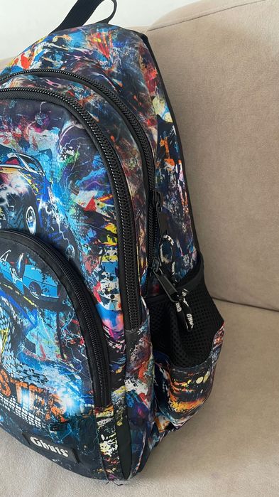 Mochila + lancheira Ghuts