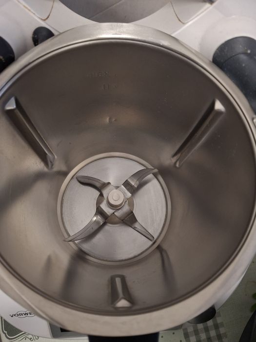 Bimby TM6 Usada – Com Acessórios e Livro | Funciona Perfeitamente