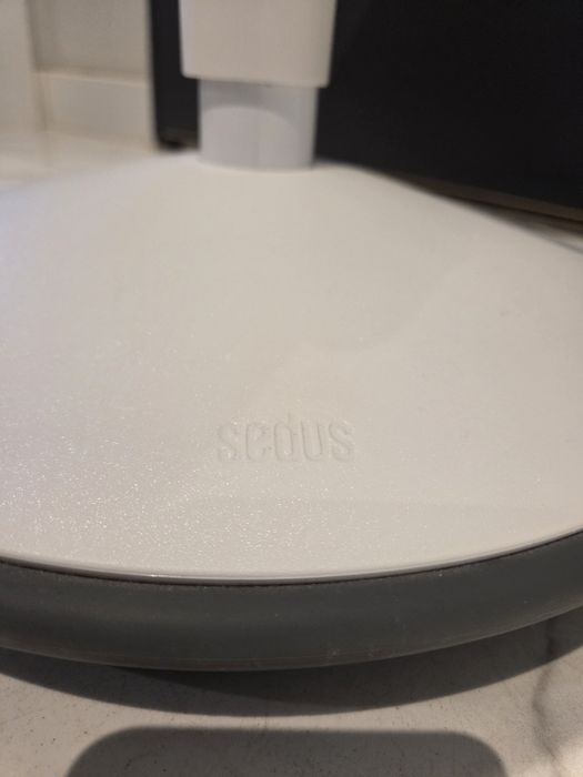 Ergonomiczny stołek Sedus se:fit – Stan IDEALNY (jak nowy), Biało-szar