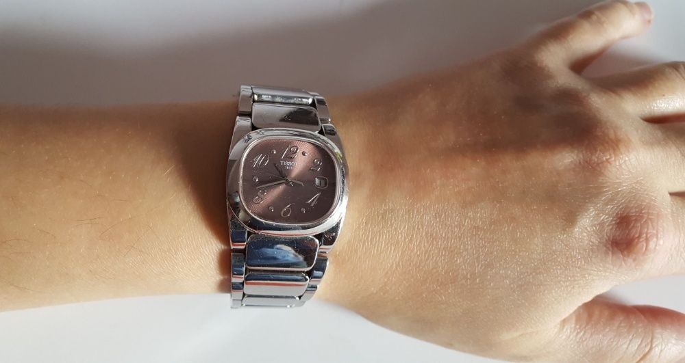 Zegarek na rękę z bransoletką Tissot