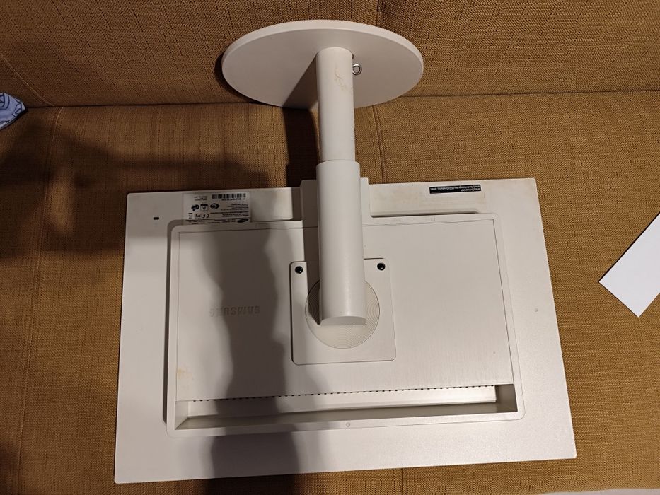 Monitor Samsung SyncMaster S24B420BW 24 cale biały