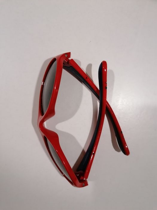 Red Sunglasses441685857628989441