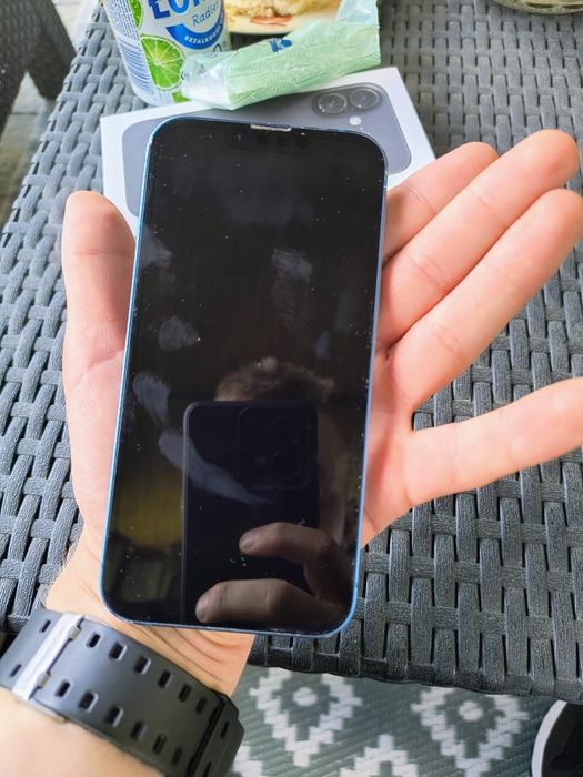 Sprzedam iPhone 13