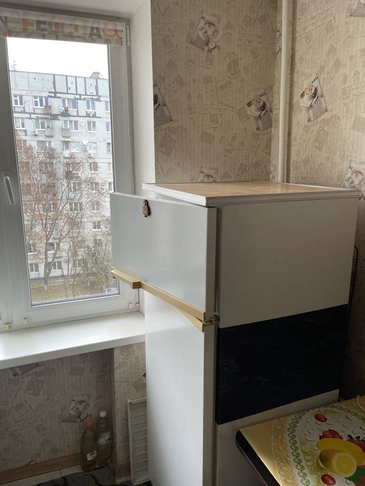 Продам 1к на ж/м Тополя