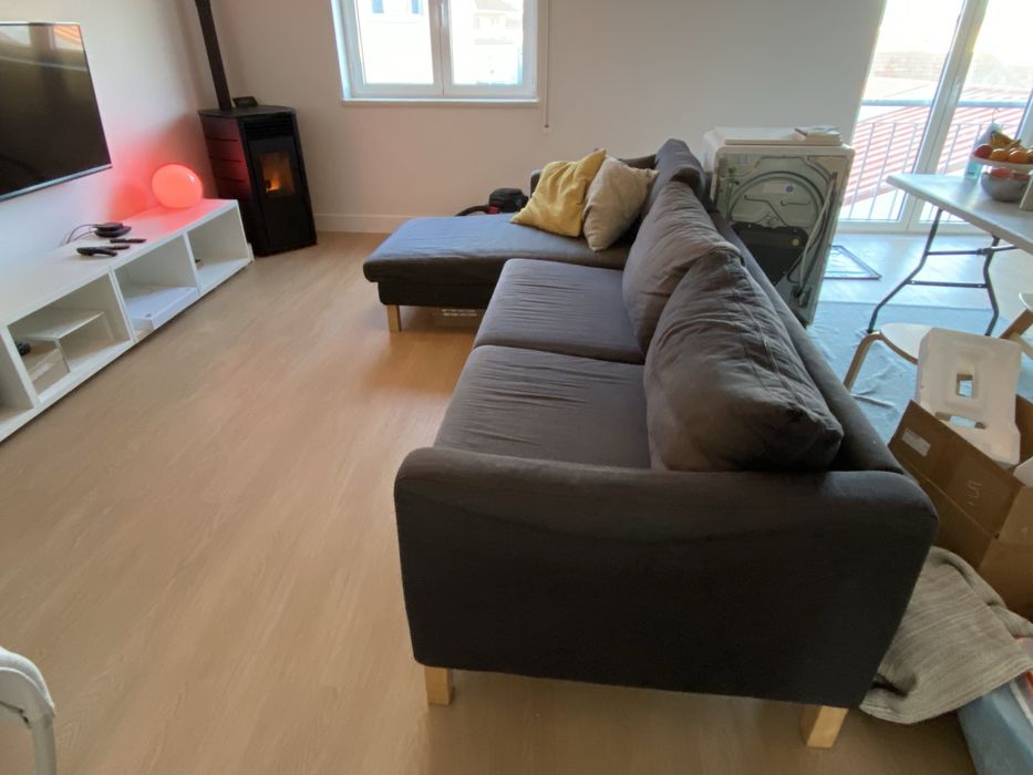 Sofá Ikea com alguns anos