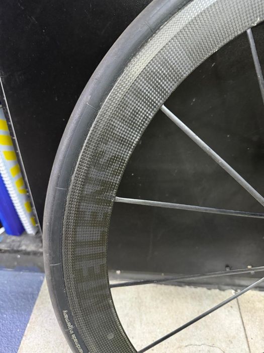 Rodas Lightweight Meilenstein Carbono