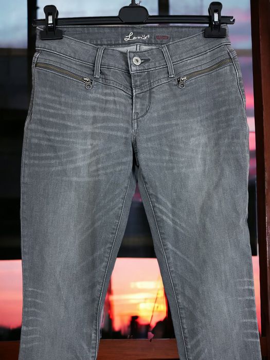 Levi’s roz. W28 L32 damskie jeansy straight
