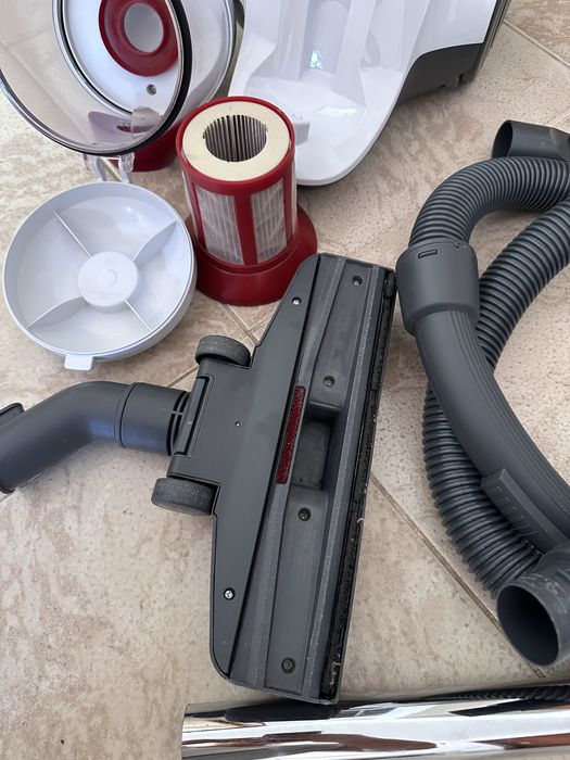 Aspirador sem saco KUNFT KVC3121 BL