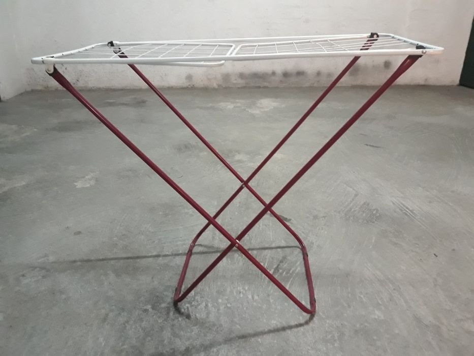 Estendal / varão de chão