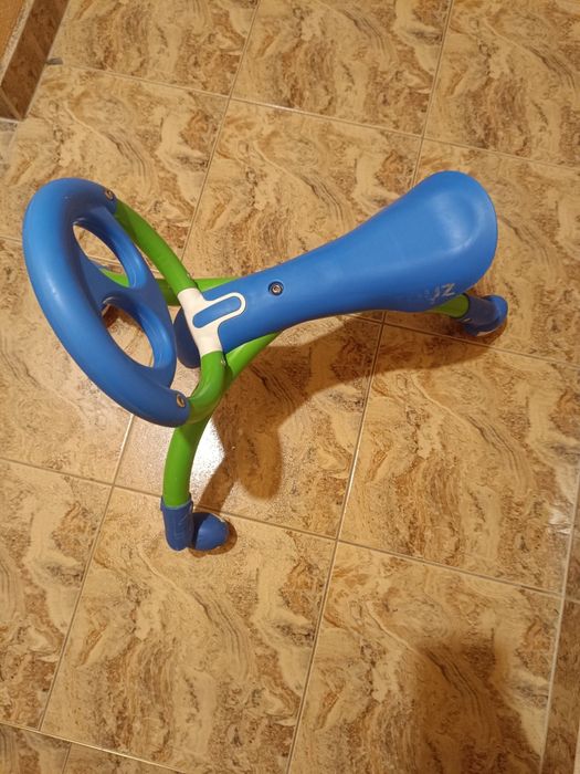 Toyz Jeździk Pchacz Beetle 9M niebieski