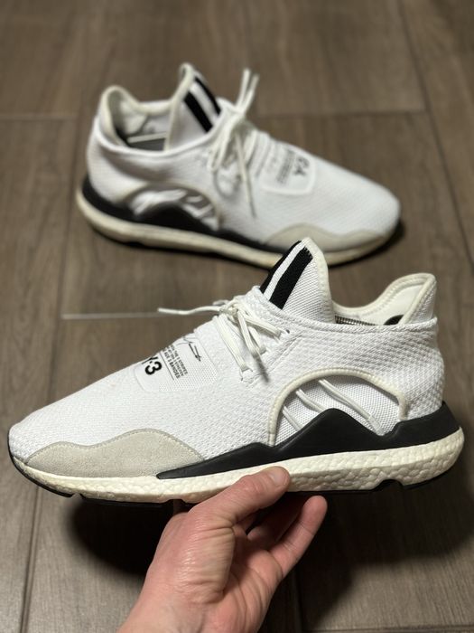 Adidas  Y-3 by Yonji Yamamoto Men White Low Top Sneakers Trainer