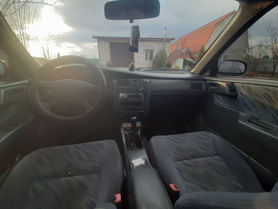 toyota karina e 1.6i 1997р