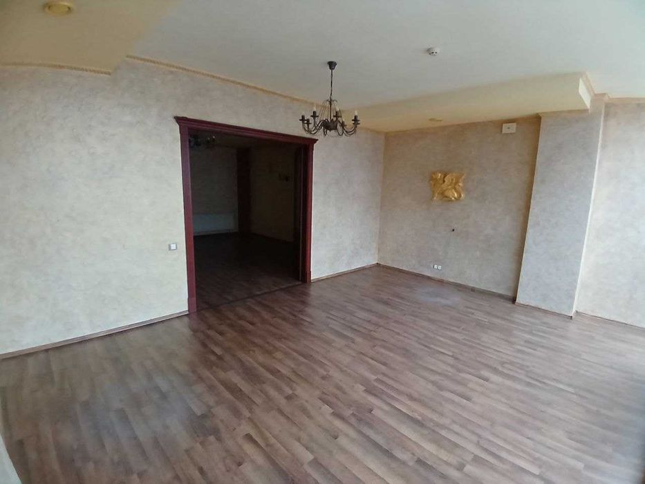 PA S4 Сдам помещение с ремонтом в Центре ул. Бакулина