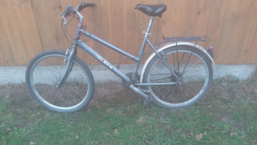 Велосипед дорожник alu Rex