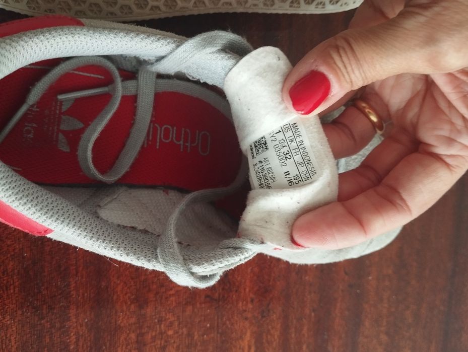 Adidas Gazelle tamanho 32