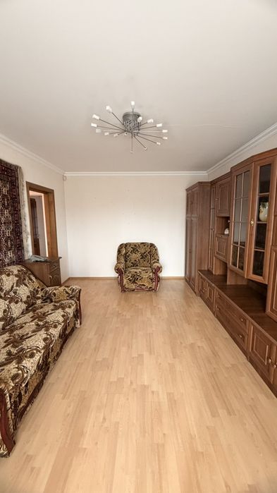 Без %!  3-кімнатна квартира в Шевченковському районі вул. Салютна, 42/46