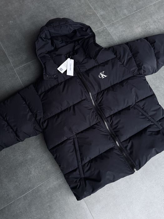 Зимова куртка з капюшоном Calvin Klein