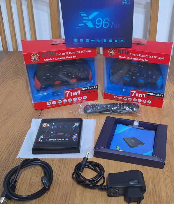 Consola com + de 11000 Jogos Retro64171761773315121