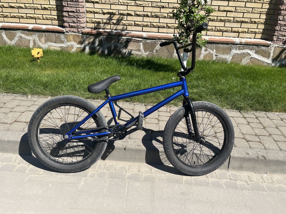 Трюковий велосипед  BMX Kink Launch 20