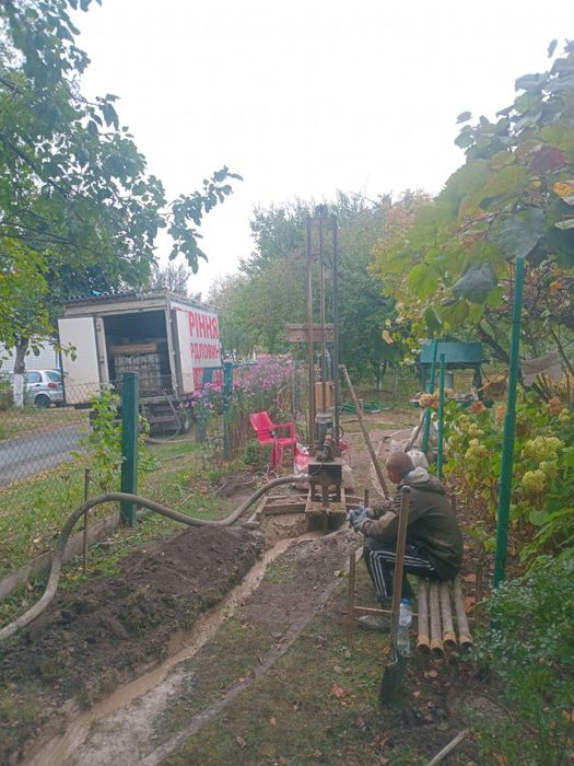 Буріння на воду / свердловини під ключ Київська область