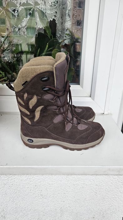 Trapery turystyczne zimowe Jack Wolfskin roz 40