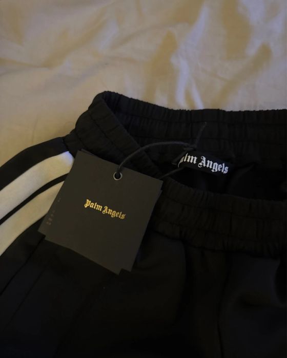 Calcoes palm angels pretos