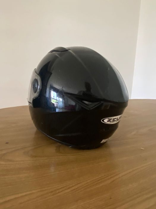 Capacete Zeus Tamanho L (59cm)