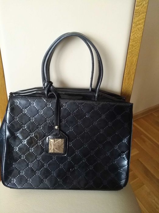 Torebka KAZAR stan dobry plus czarna lakierowana