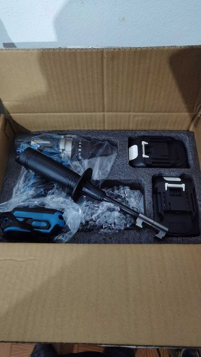Aparafusa bateria bucha metálica muito forte