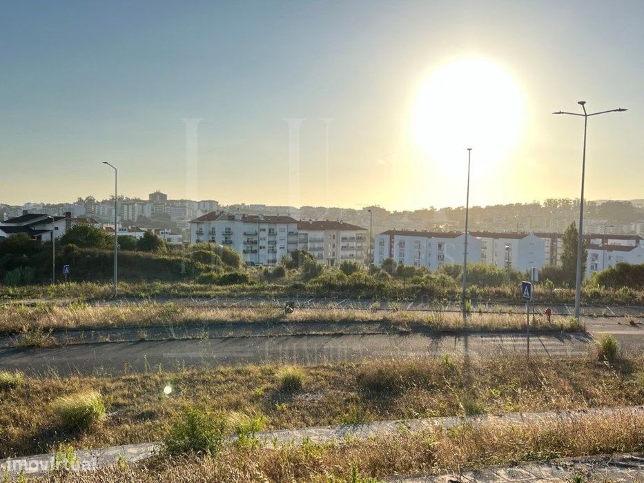 Lote para construção | 12 Fogos | Projeto — Tavarede, Coimbra