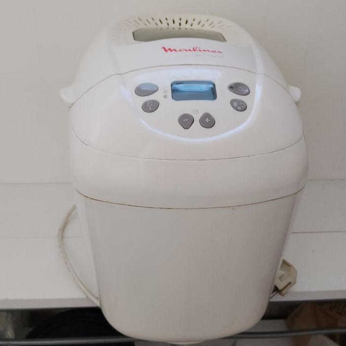 Хлібопічка Moulinex модель 573905  860W