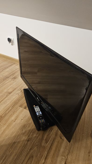 Telewizor LCD 32 cale