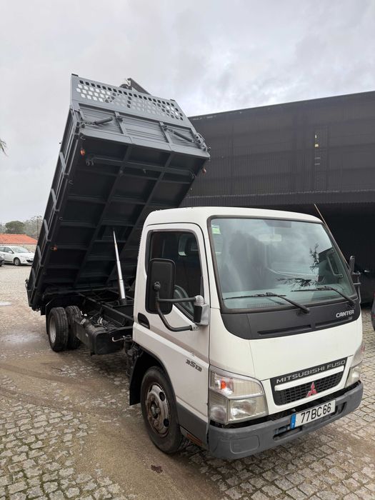 Carrinha mitsubishi canter tribasculante