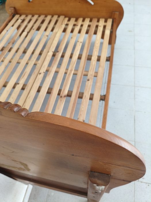 Cama de casal com colchão
