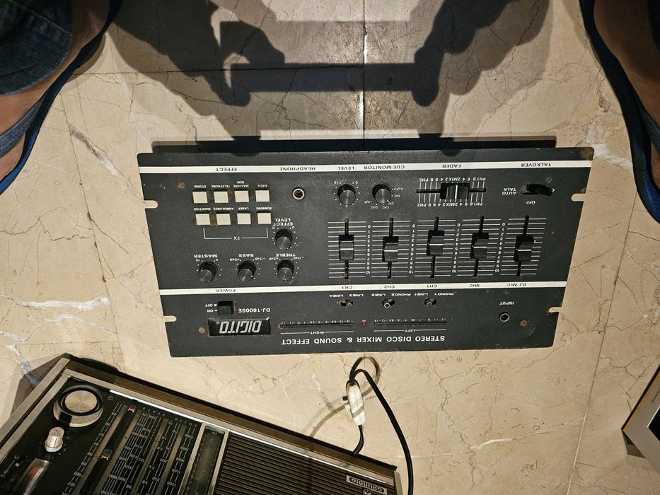 Mesa Mistura Digito DJ-1600SE