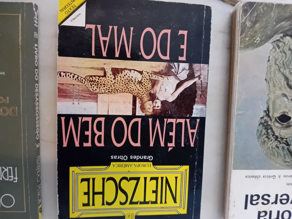 Conjunto de 3 Livros Diversos
