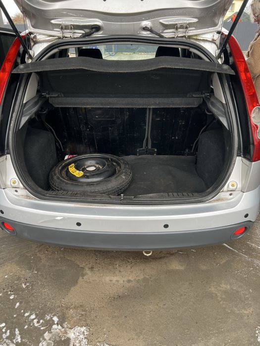 Форд фієста 2007 року 1,25 газ/бензин