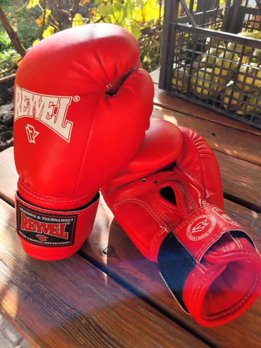 Перчатки для бокса, кикбоксинга Reyvel Червоні
