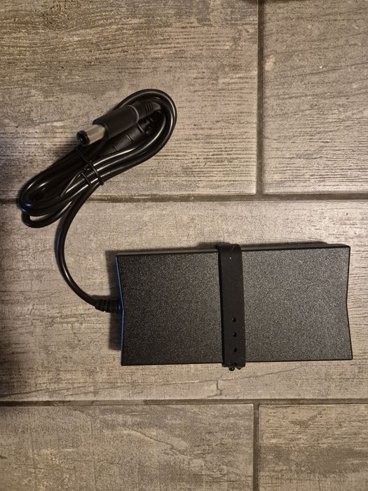 Stacja dokująca Dell WD19 + zasilacz 130W