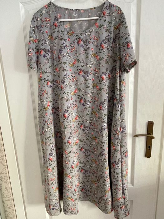 Sukienka Deerberg szara w kwiatki 44 wiskoza