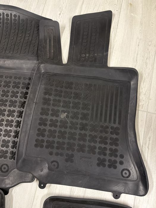 Dywaniki gumowe rezewplast C klasa w206