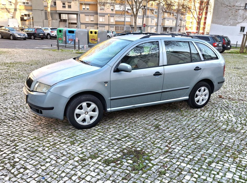 Skoda Fabia 1.4i 158Mil km Nacional 01